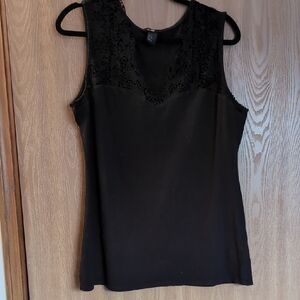 H&M Black Lace-Trim Sleeveless Camisole